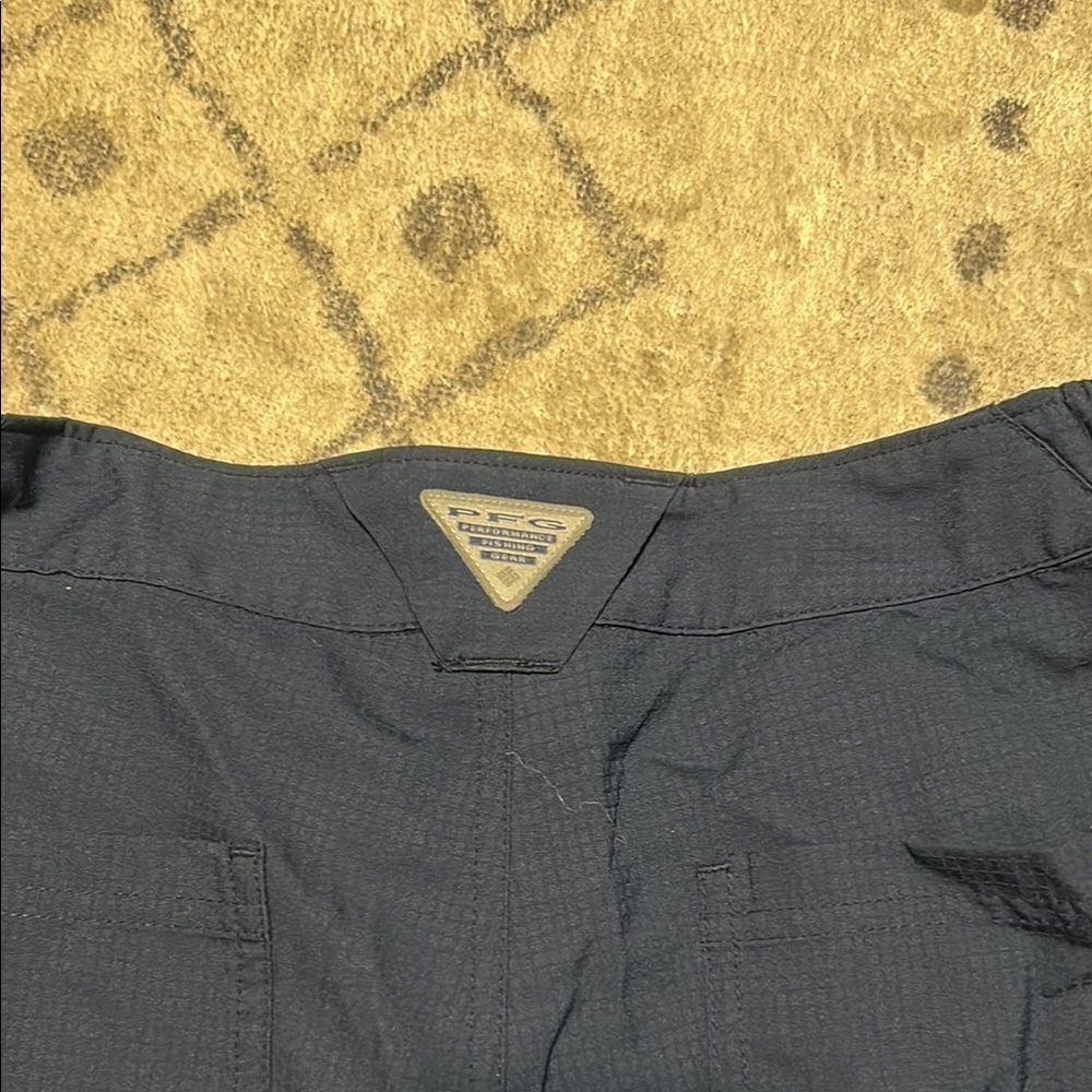 Columbia PFG Navy Blue Shorts Size Medium Short Length - Picture 6 of 13